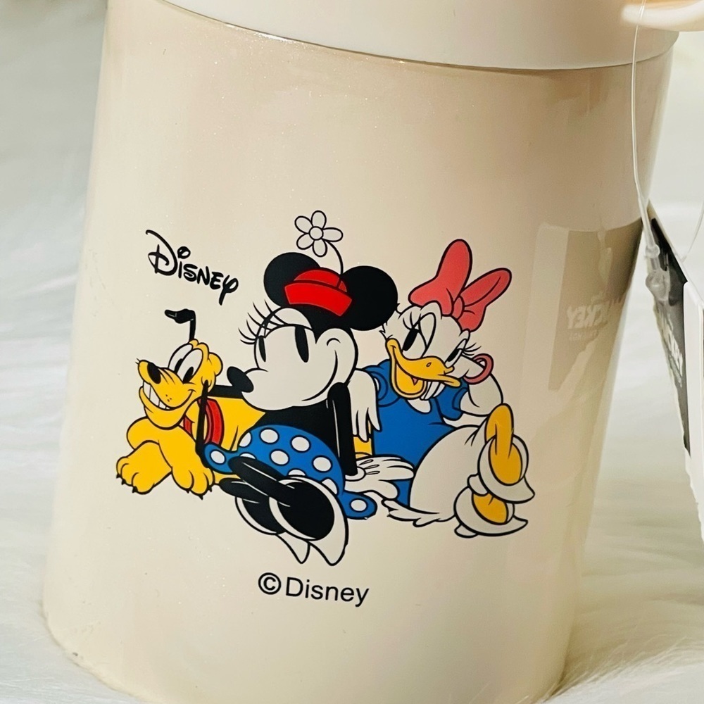 MICKEY & Friends Travel Cup - Picture 2 of 7